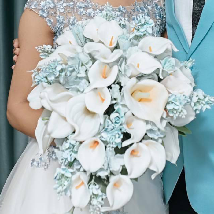 unique bridal bouquet